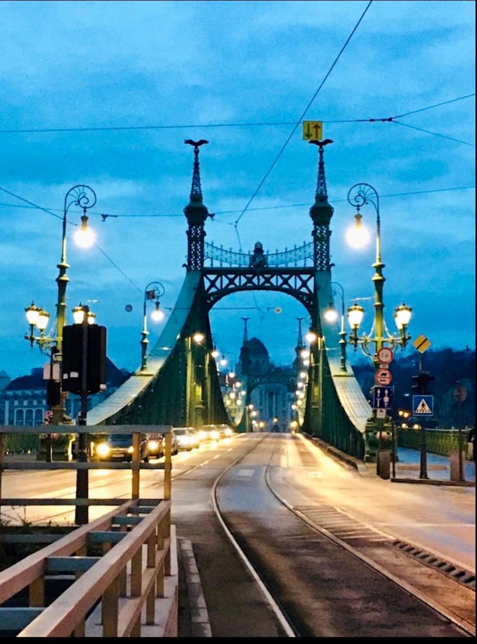 布达佩斯Liberty Bridge Zenta公寓 外观 照片